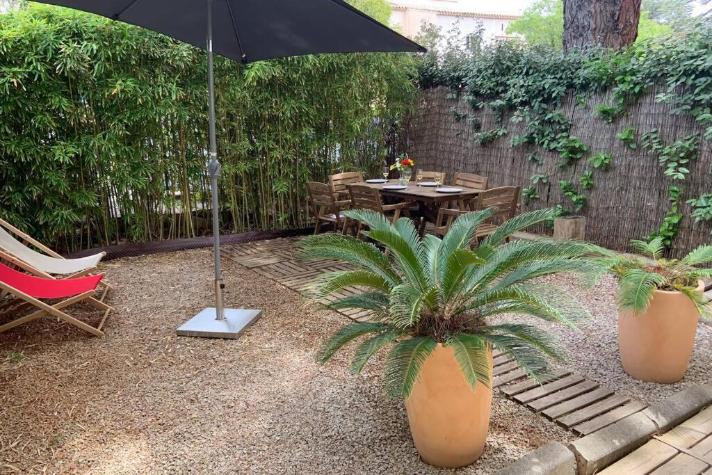Les Bains De Mer Yourhosthelper Apartment Bandol Bagian luar foto