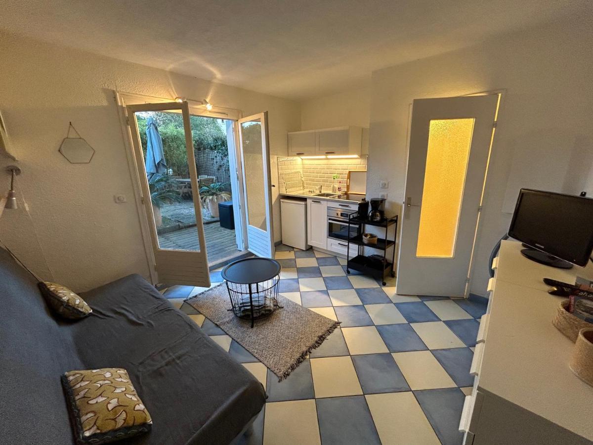 Les Bains De Mer Yourhosthelper Apartment Bandol Bagian luar foto
